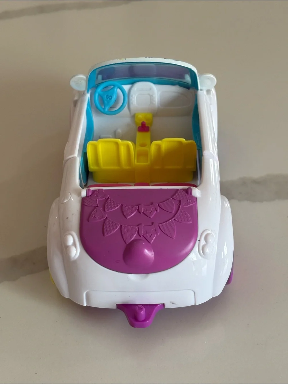 Shopkins Happy Places Convertible Car Moose Toys Doll Vehicle White Pink